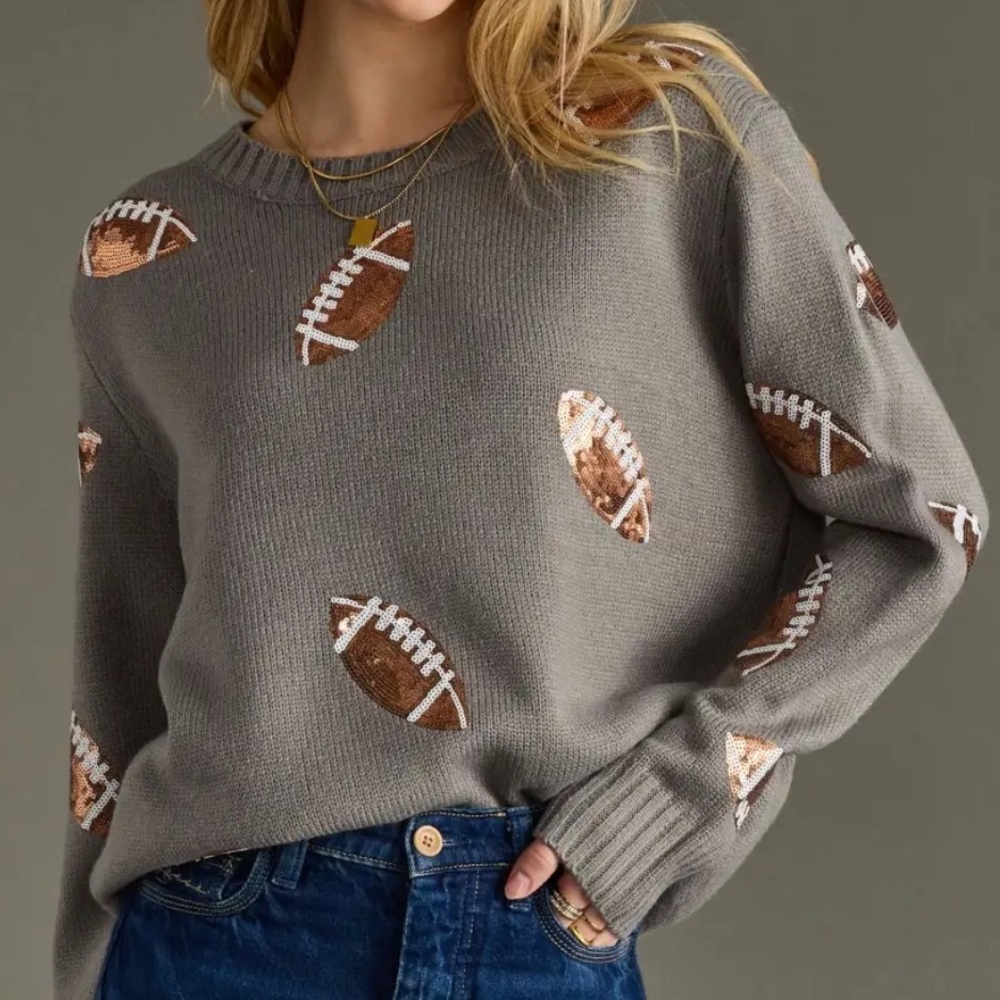New! Football sequin sweater. Grey. Panache